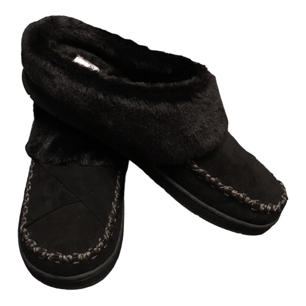 Cozy Faux Fur Upper 🖤